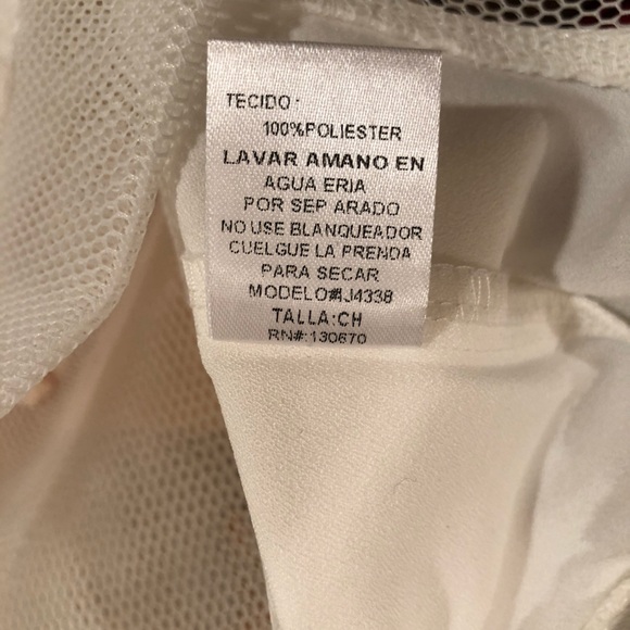 Anina Mesh Zip-Up - Picture 7 of 7